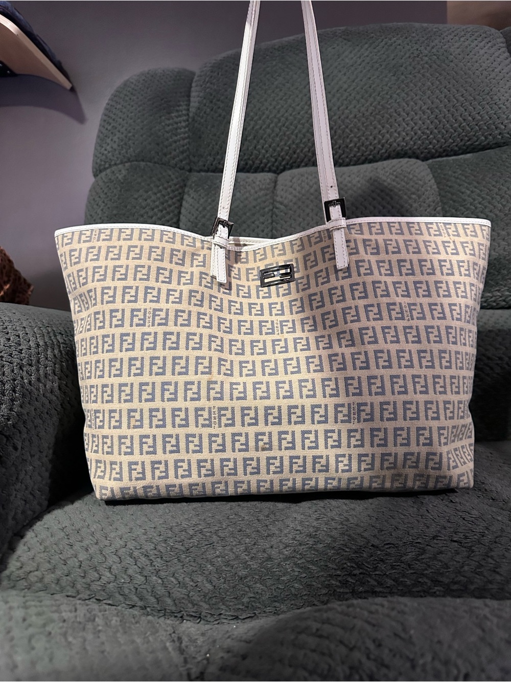 Beautiful Fendi Blue Brown Tote - Picture 8 of 13